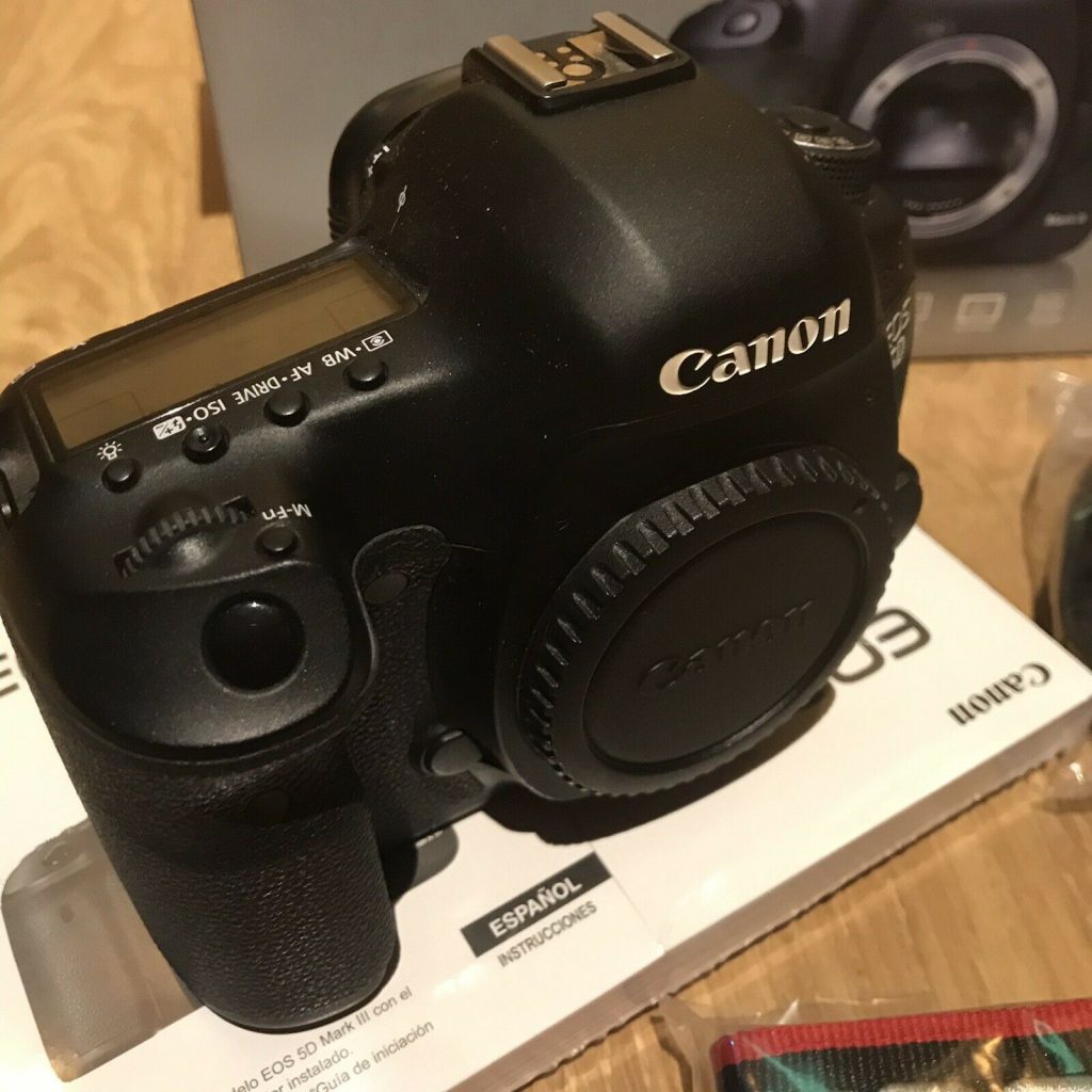Canon-EOS-5D-Mark-III1